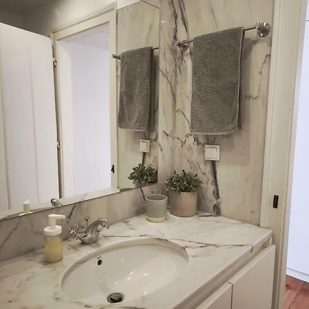 With 03 Bedrooms In Old Building In Lisbon, In Bairro Alto Lisbon